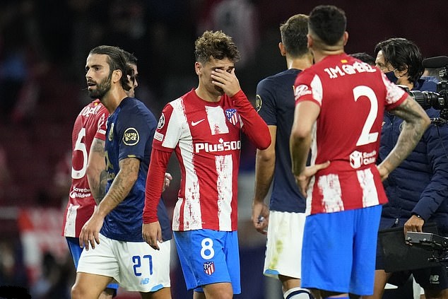 Diego Simeone dio una oportunidad al AC Milan en el último minuto
